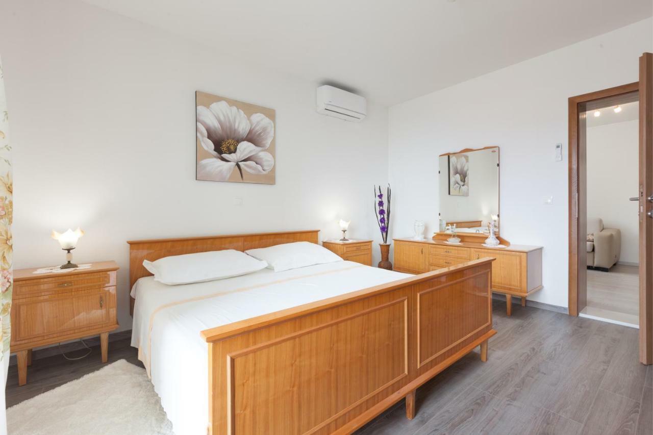 Apartments Turtle Gardens Makarska Zewnętrze zdjęcie