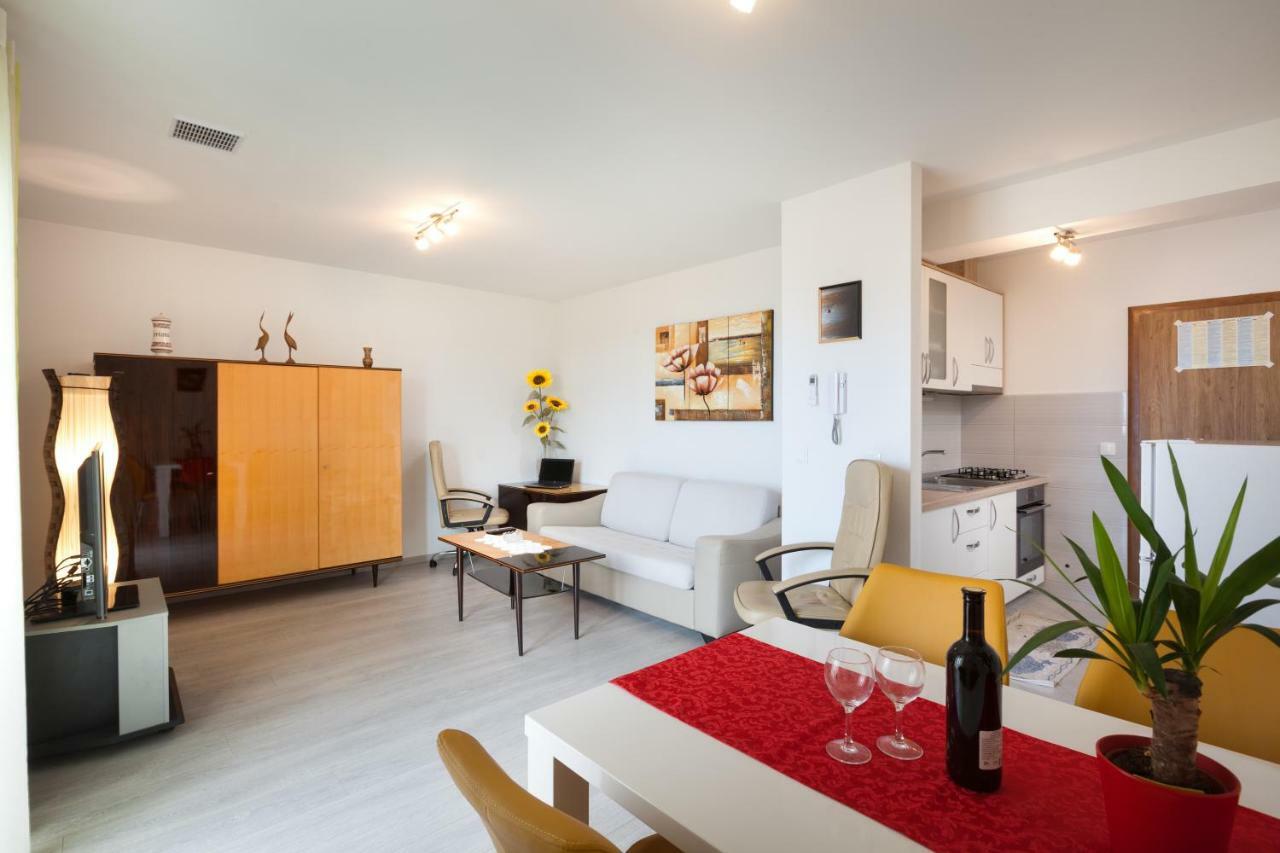 Apartments Turtle Gardens Makarska Zewnętrze zdjęcie