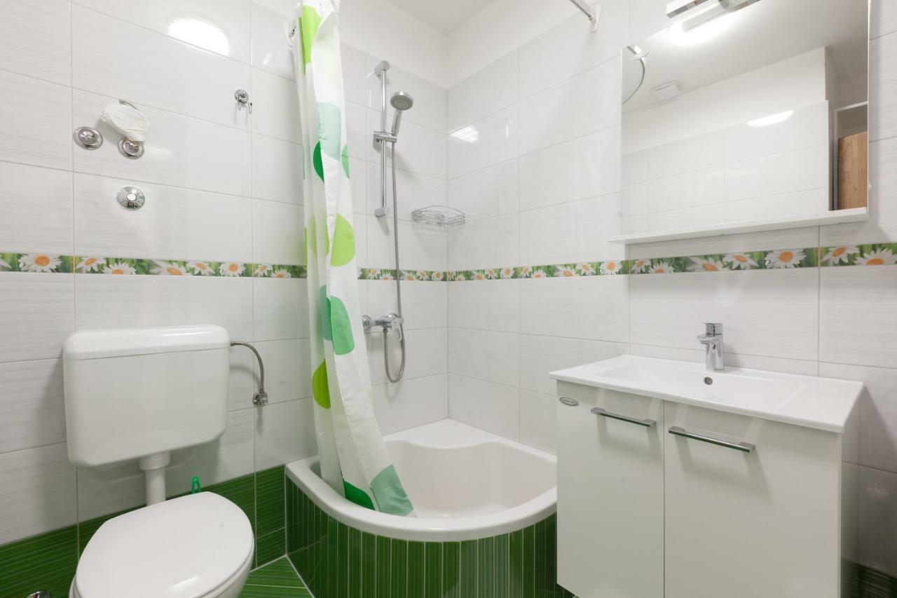 Apartments Turtle Gardens Makarska Zewnętrze zdjęcie